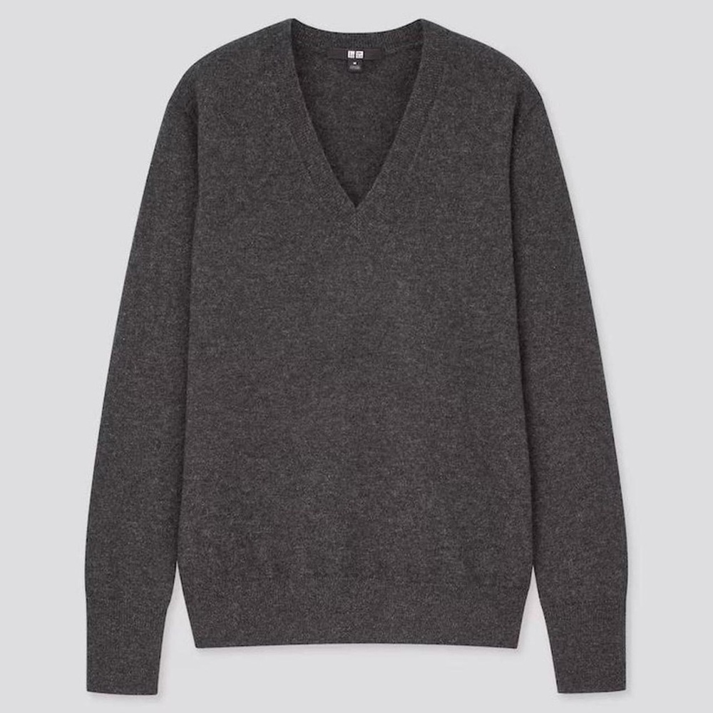 Uniqlo cashmere v neck sweater xxs